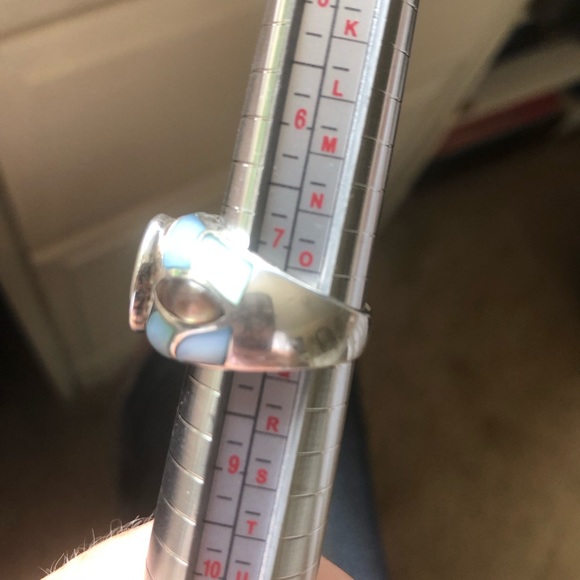 Gorgeous blue Topaz or Aquamarine Ring - Picture 4 of 8